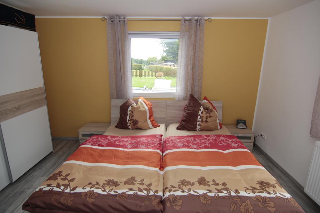 Ferienwohnung Margot Simmerath Zimmer foto